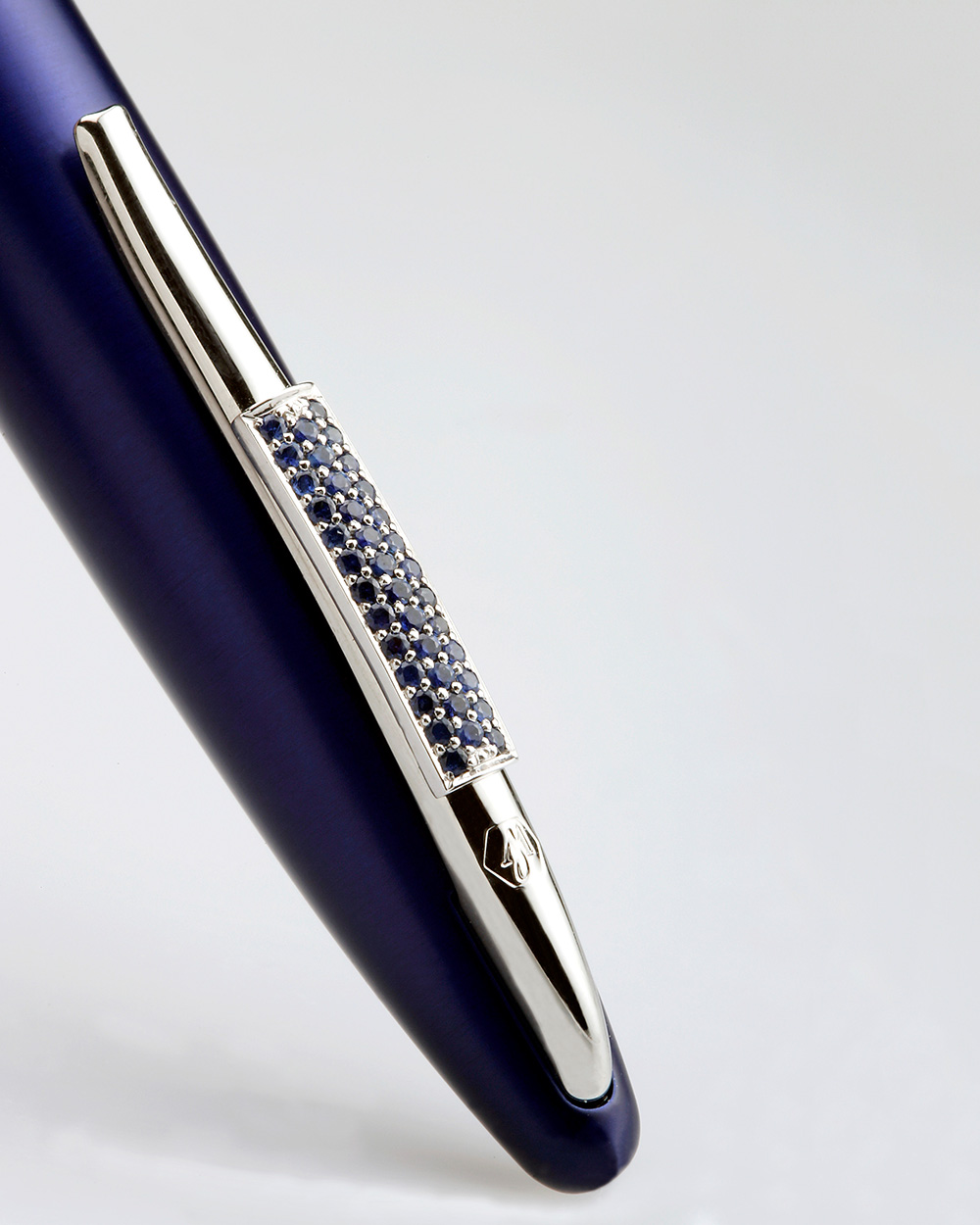 Stylo de Luxe Watermann – Laque Bleue avec Saphirs - Image 3